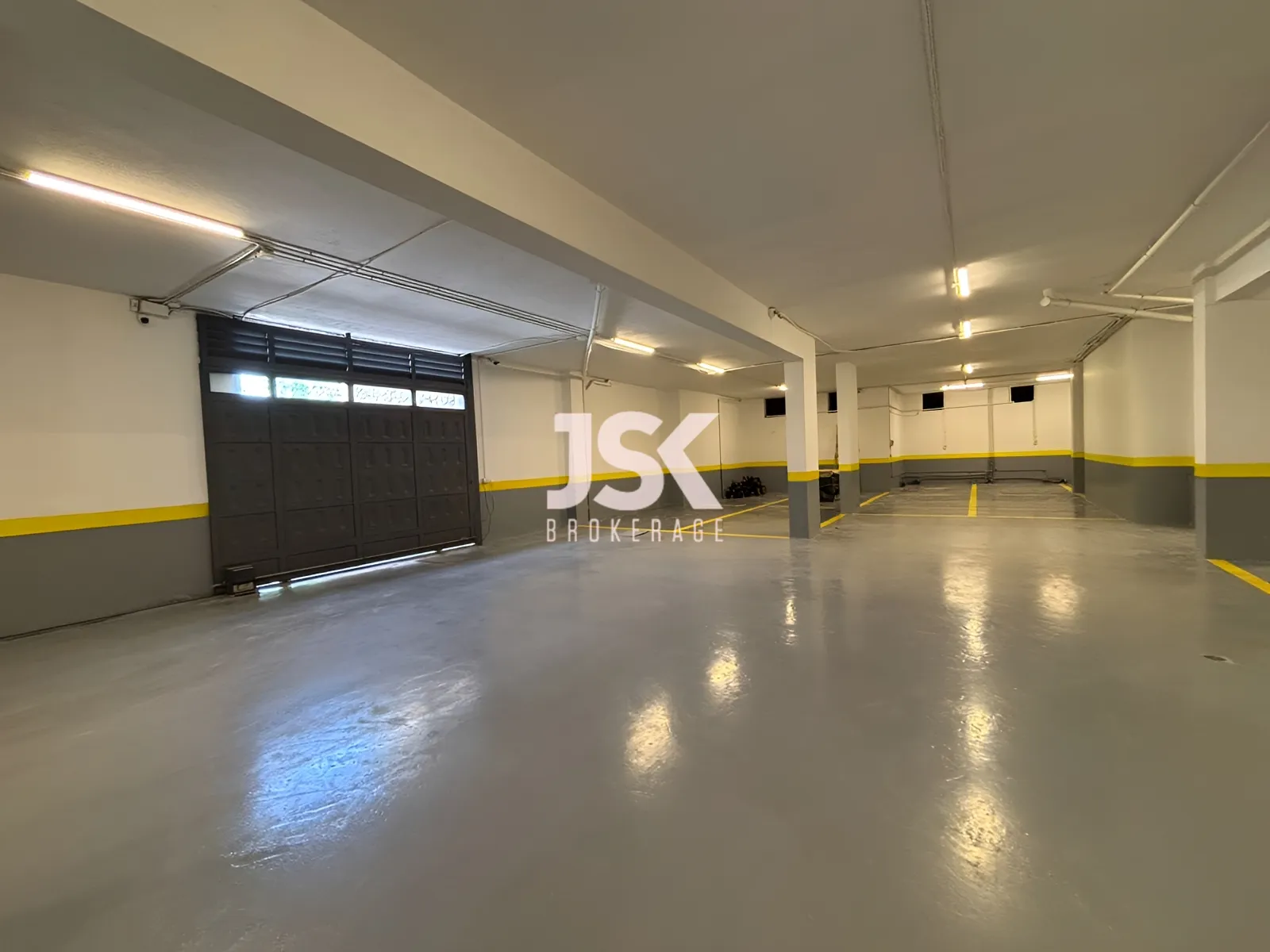 Apartment for Sale in Cornet Chahwan