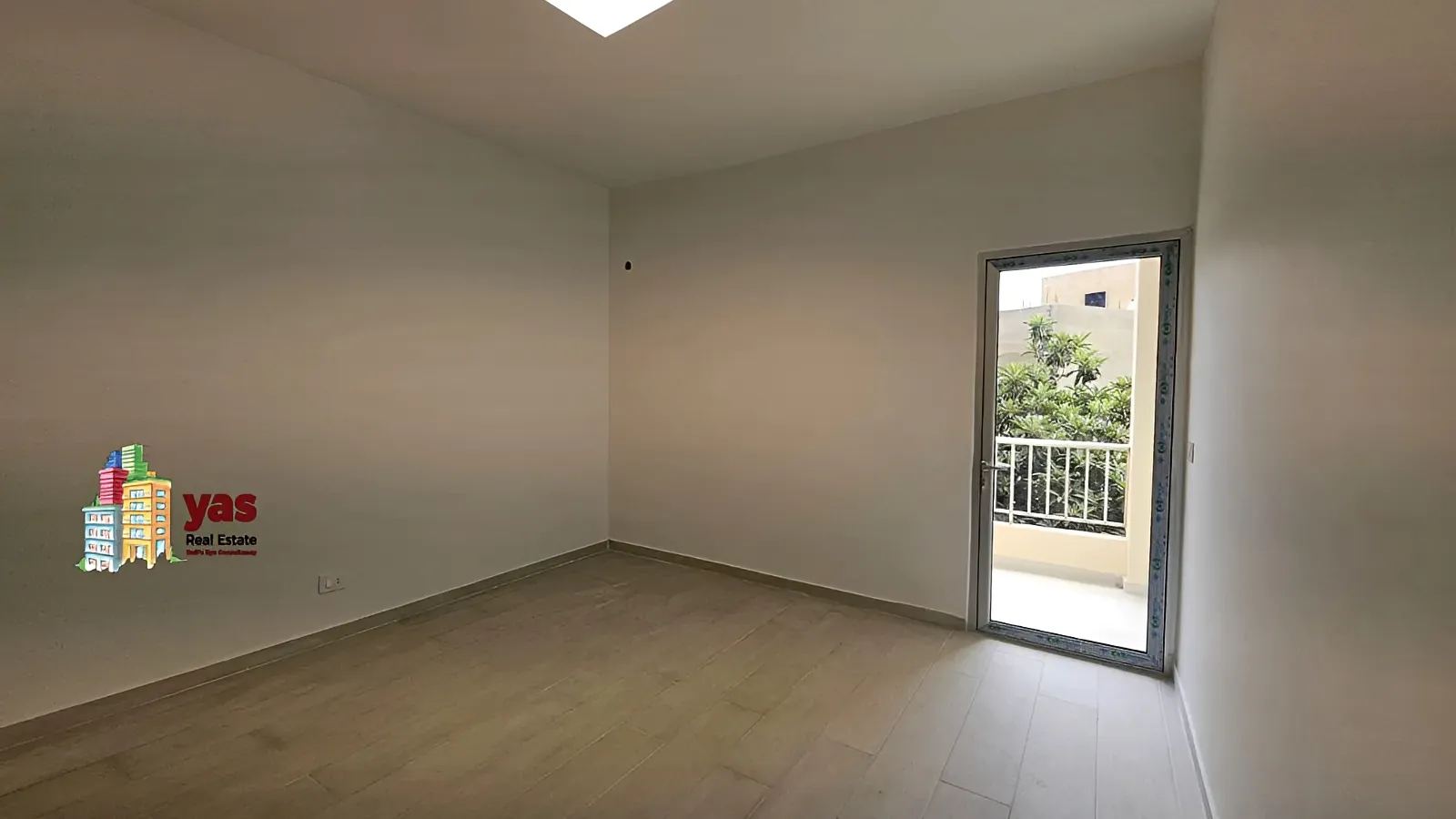 Apartment for Sale in Ballouneh - 4 bed, 4 bath