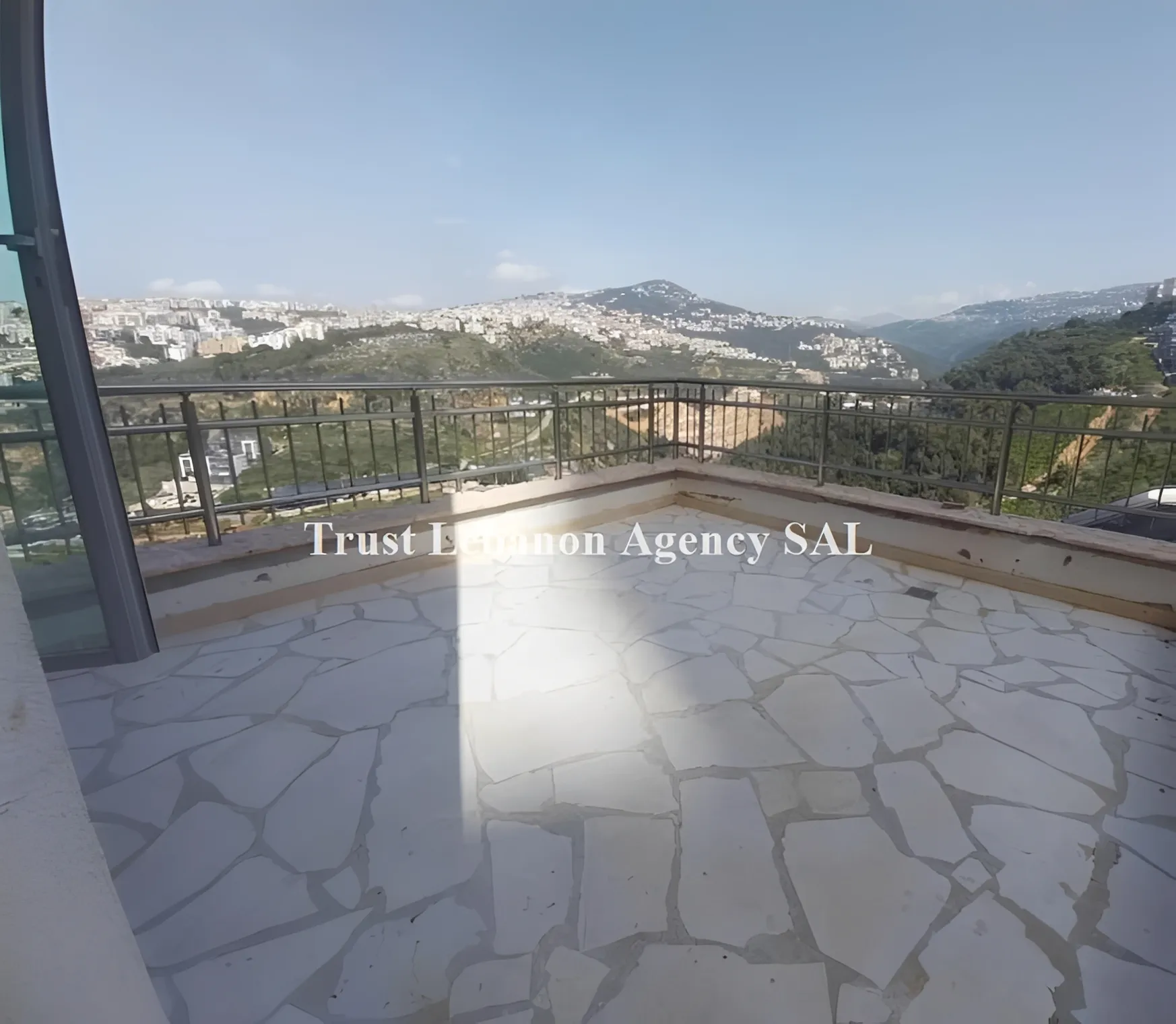 Apartment for Sale in Baabda, Louaizeh