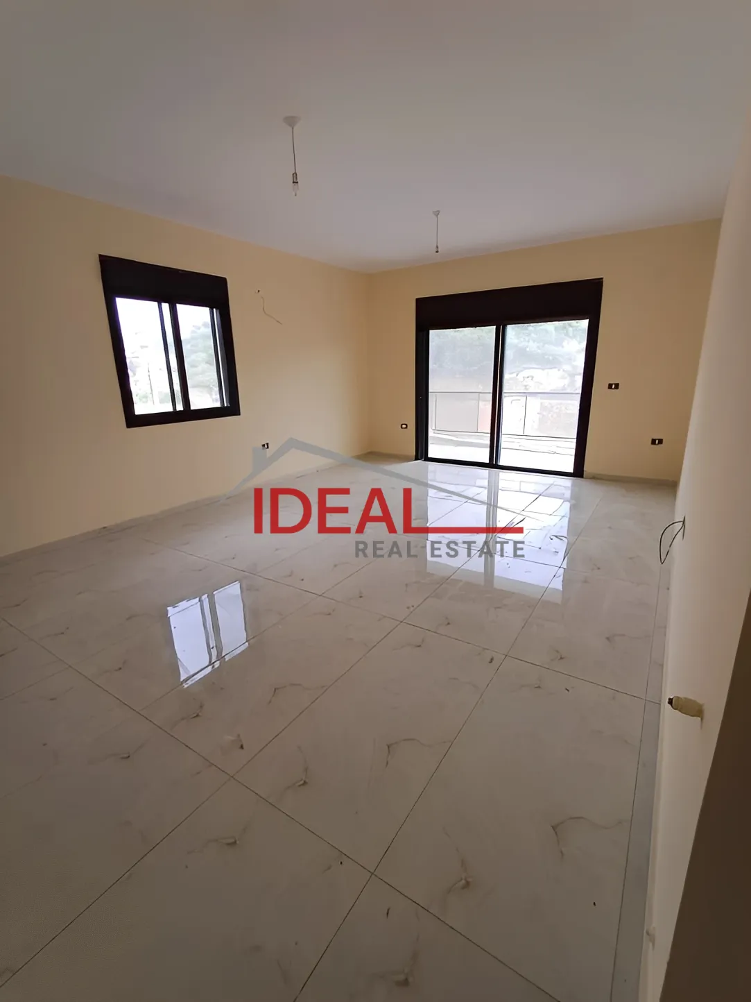 Apartment for Sale in Ijdabra, Lebanon - 3 bed, 3 bath
