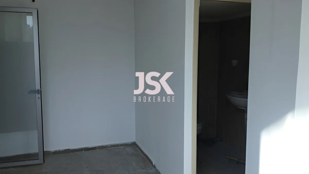 Office for sale in Verdun