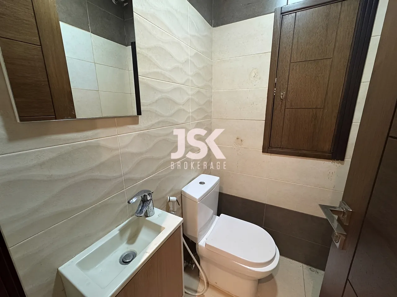 Apartment for Sale in Msaytbeh