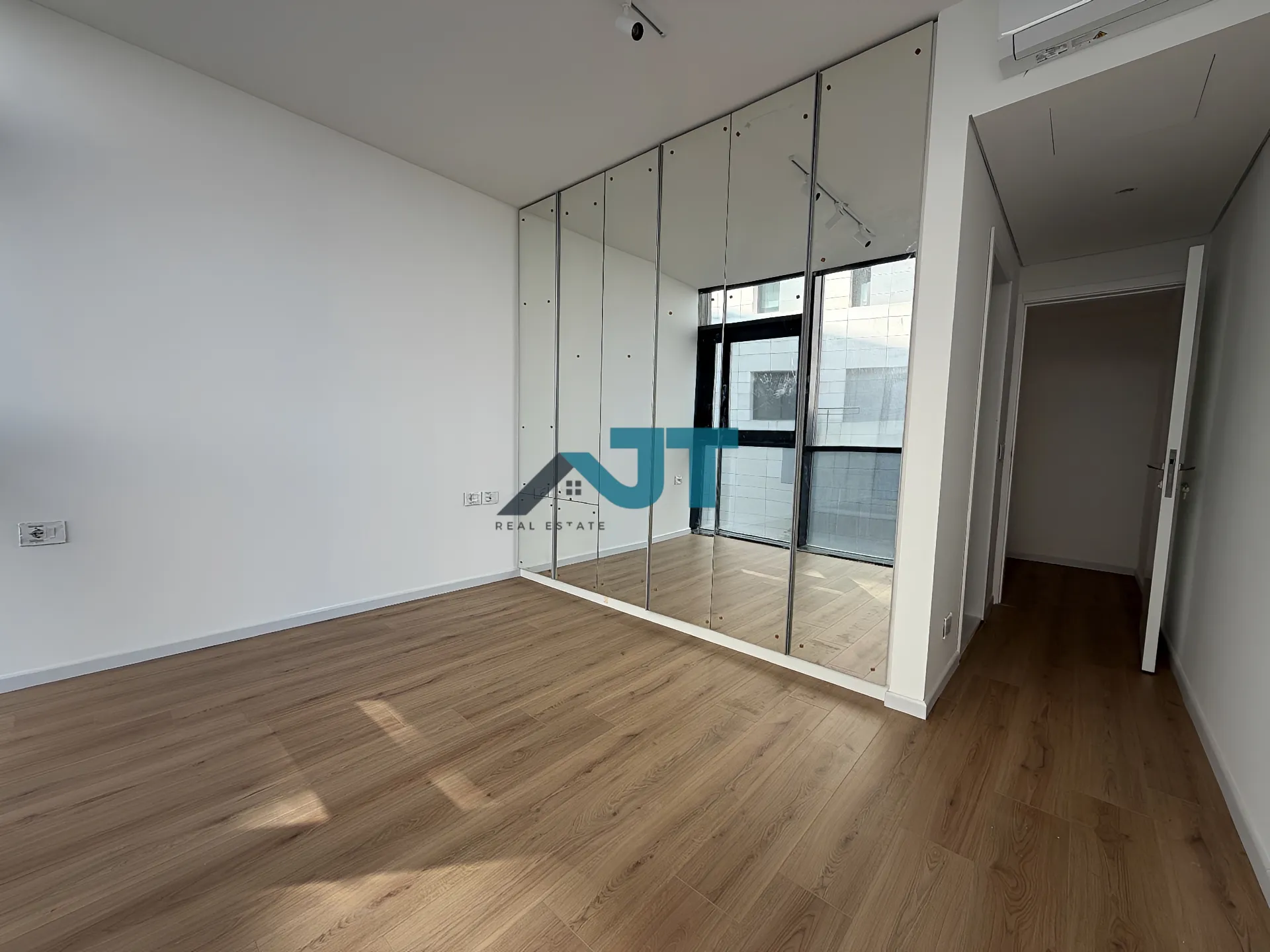 Loft for rent in Gemmayzeh, beirut, lebanon