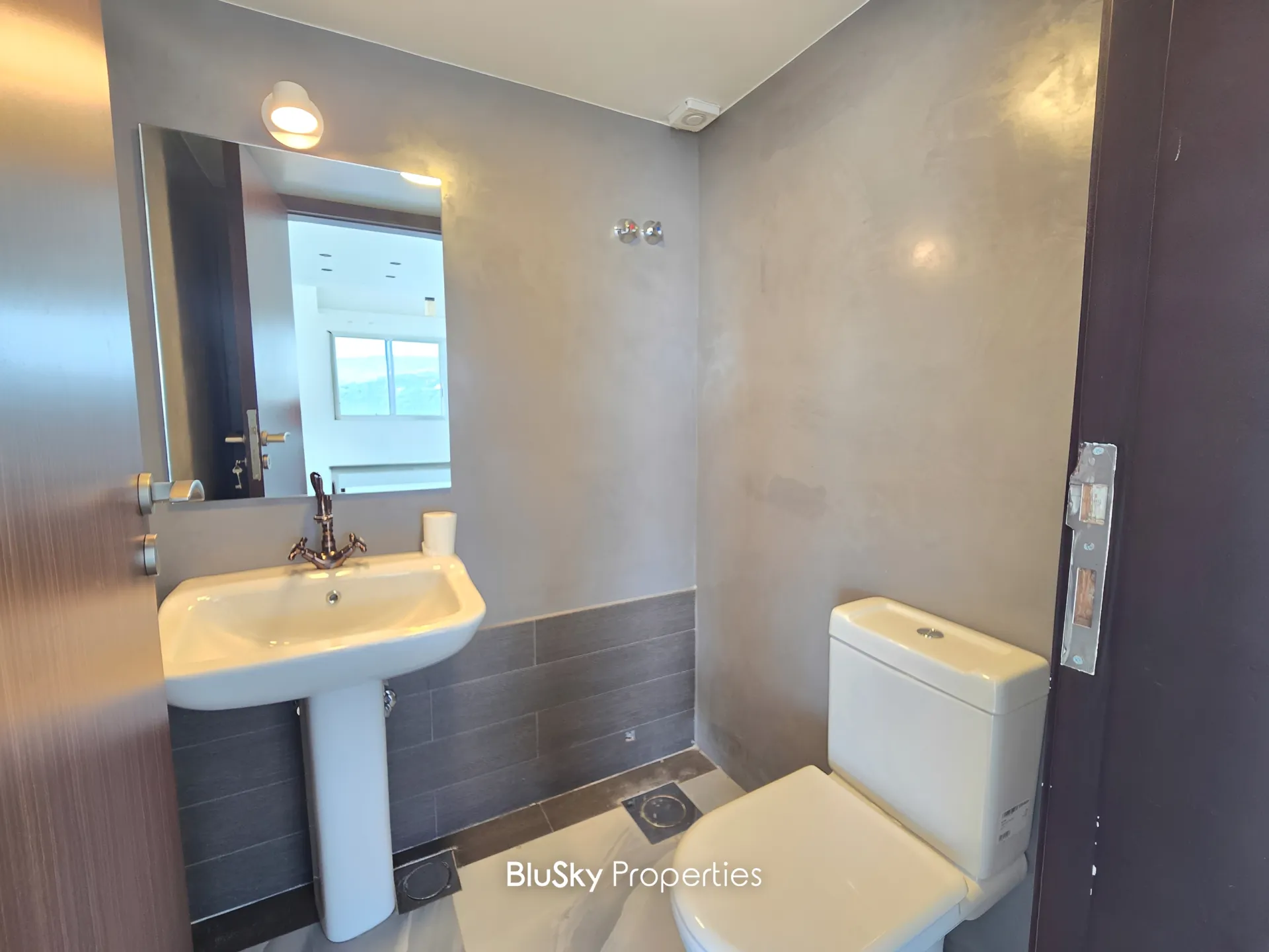 Apartment for rent in Monteverde main street، moutazah, lebanon