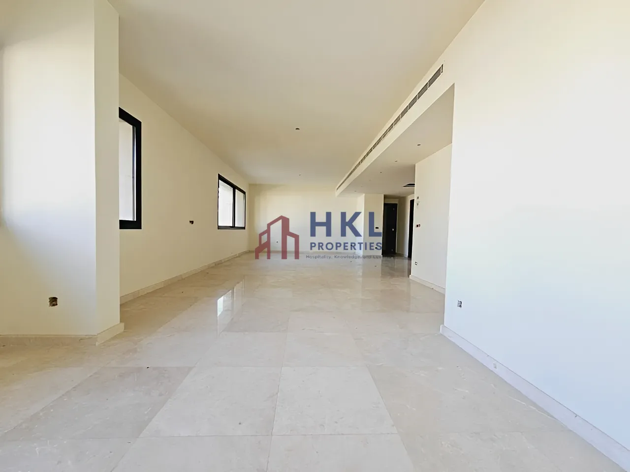 Apartment for rent in Achrafieh, Beirut, Lebanon - 3 bed, 4 bath