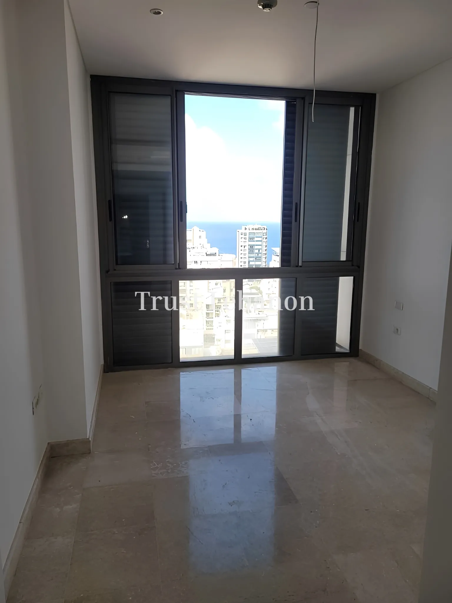 Apartment for rent in Hamra
