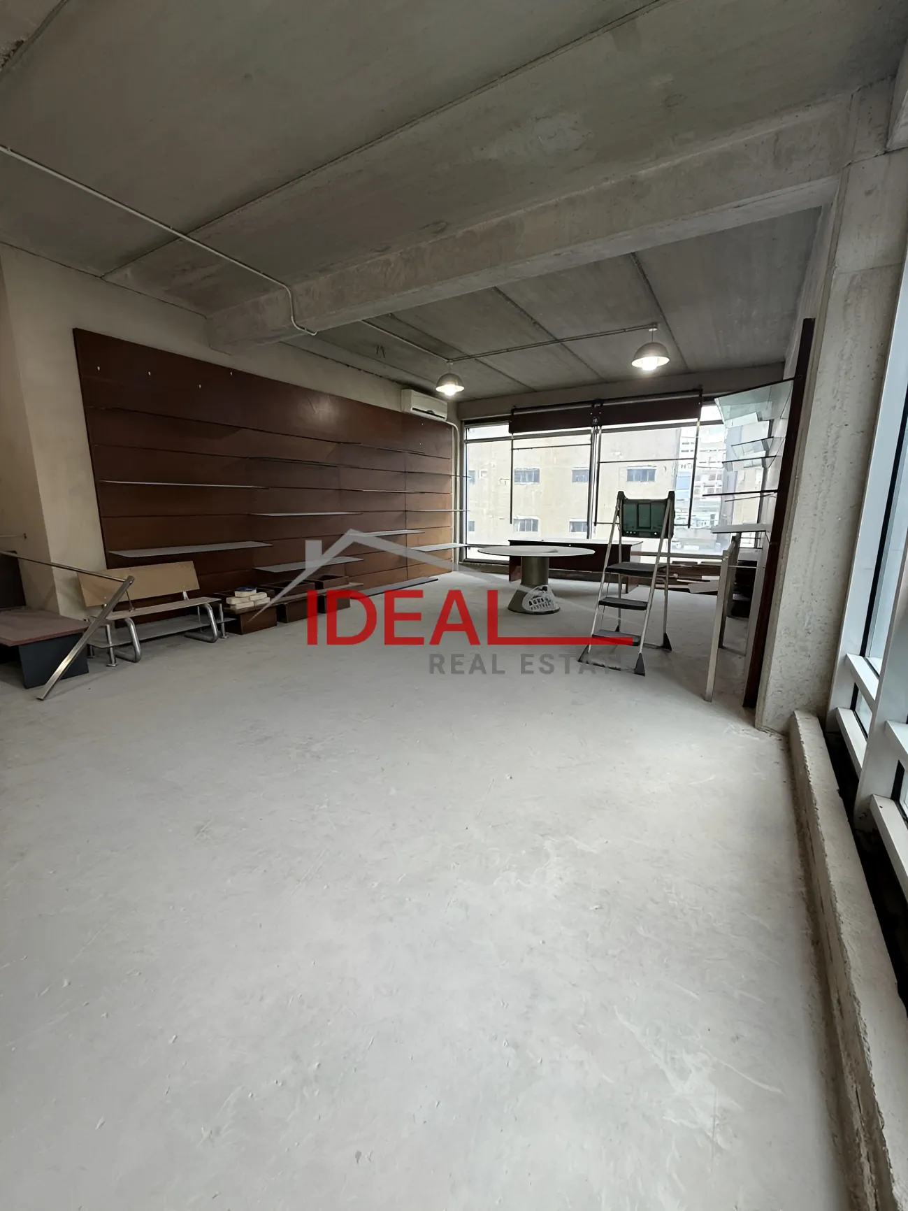 Office for rent in Dbayeh, Lebanon