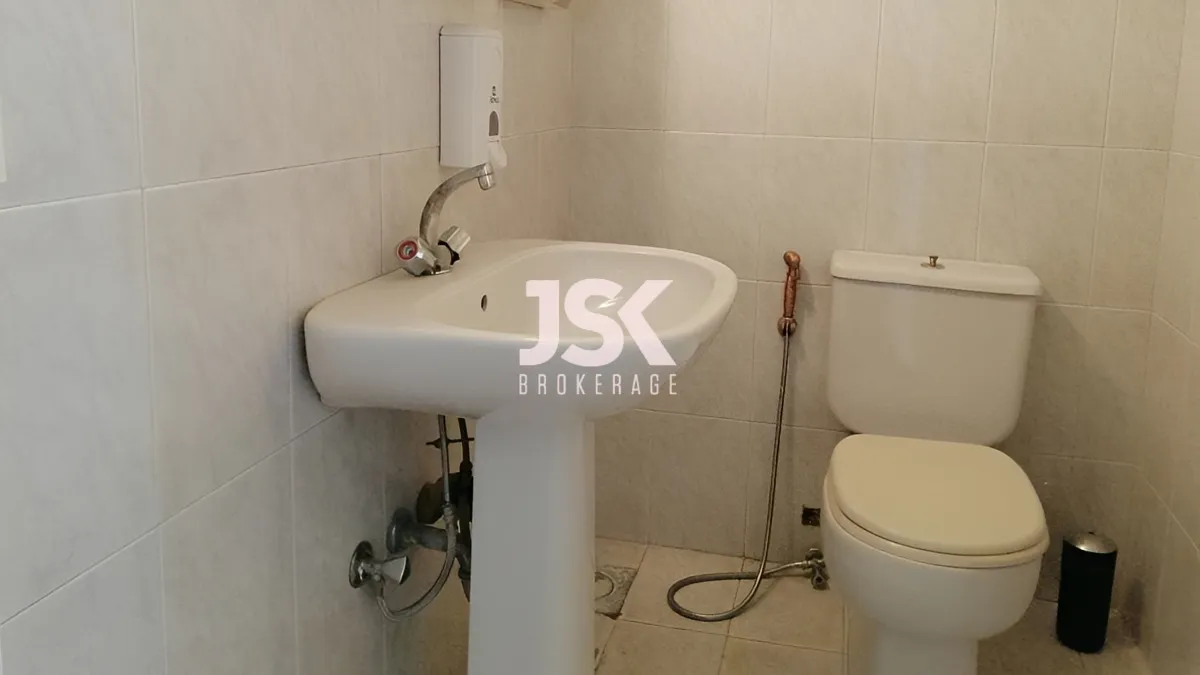 Office for rent in Achrafieh