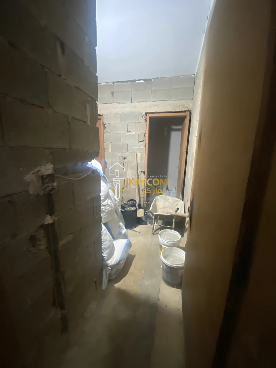 Warehouse for sale in Dekwaneh, Lebanon
