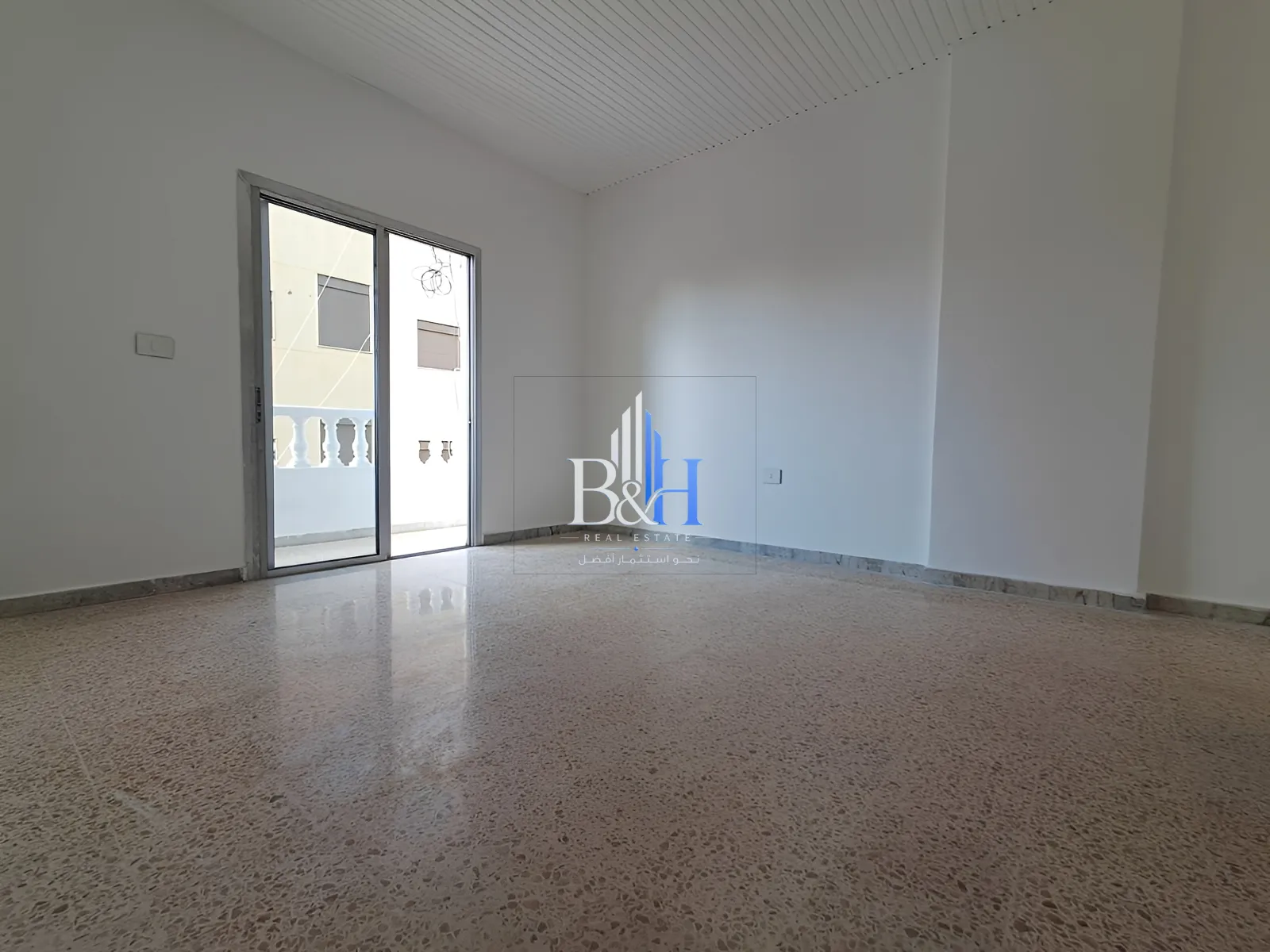 Apartment for sale in Dawhet aramoun, lebanon