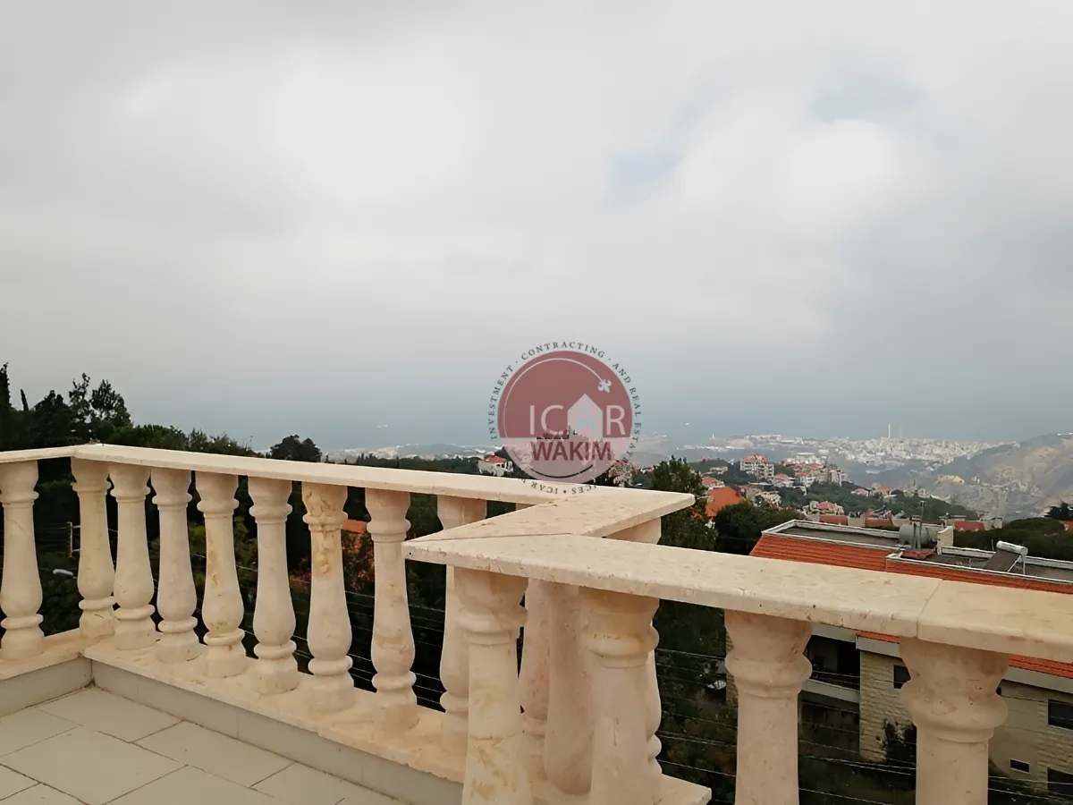 Triplex for Sale in Cornet Chahwan