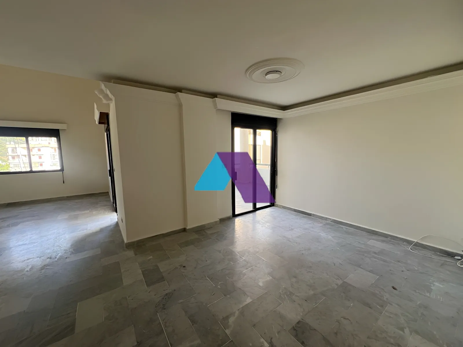 Apartment for Sale in Adonis - 3 bed, 3 bath