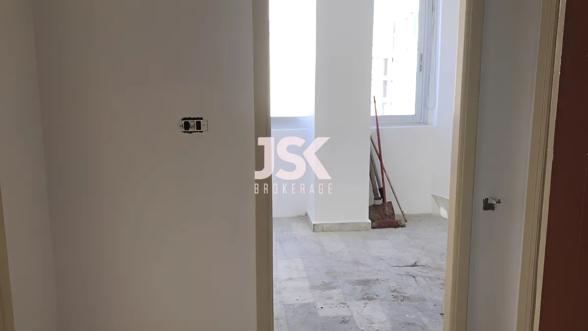 Office for sale in Verdun