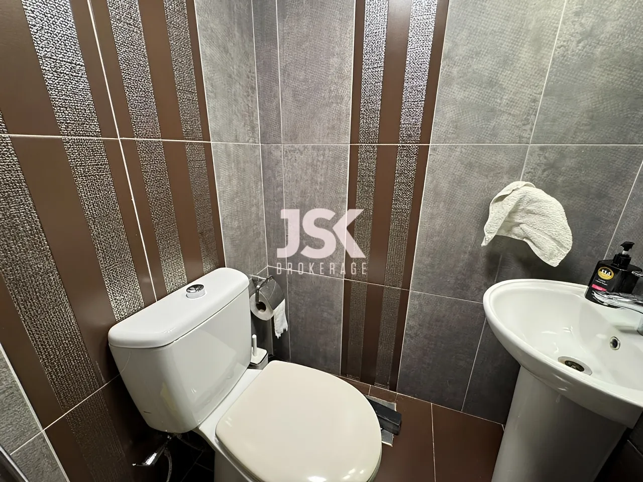 Apartment for Sale in Bourj Abi Haydar
