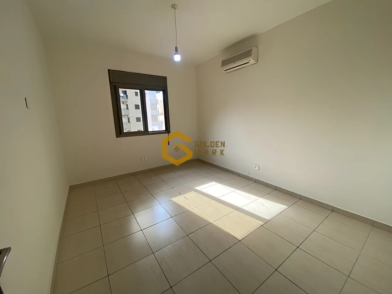 Apartment for Rent in Haret Sakher