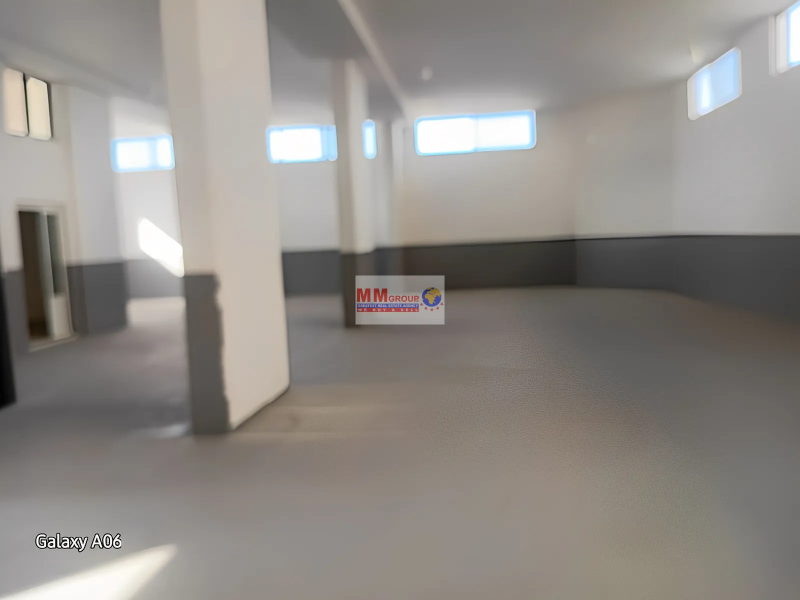 Warehouse for sale in Roumieh