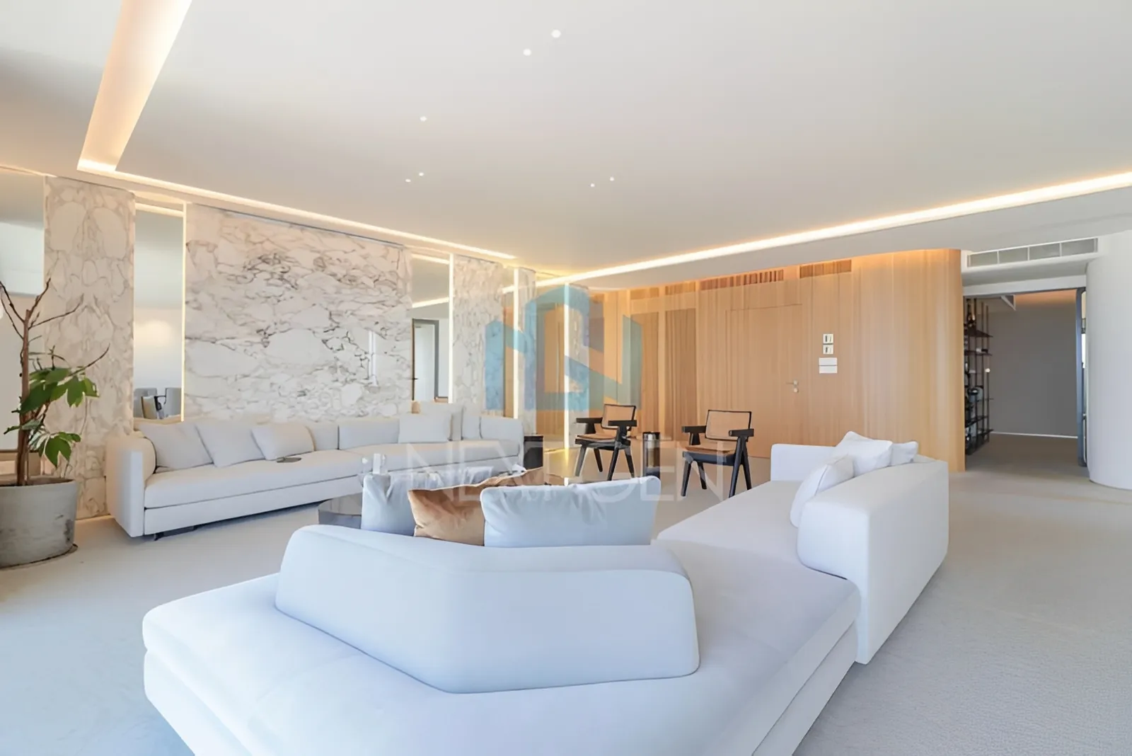 Apartment for Sale in Ain Al Tineh