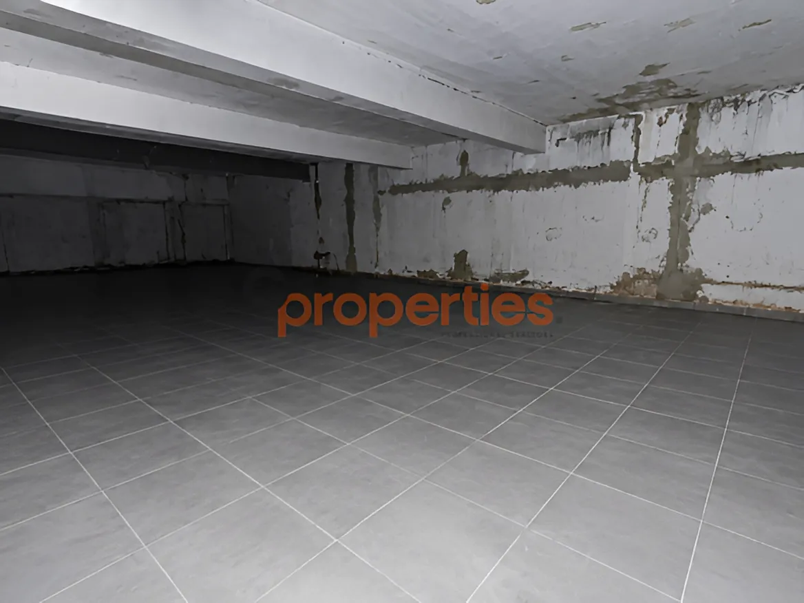 Showroom for sale in Ramleh Al Bayda, Beirut, Lebanon