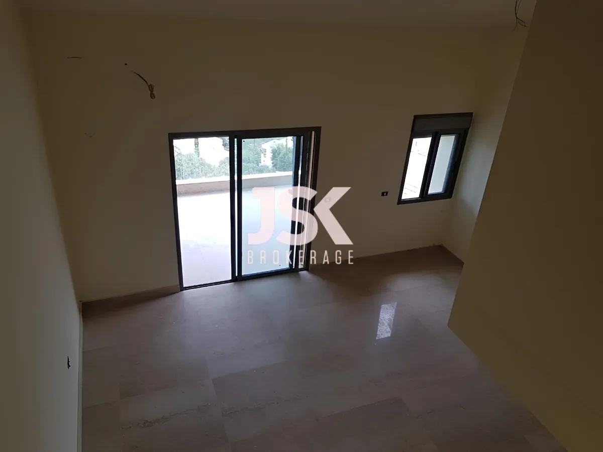Duplex for Sale in Fatqa, Lebanon - 4 bed, 6 bath