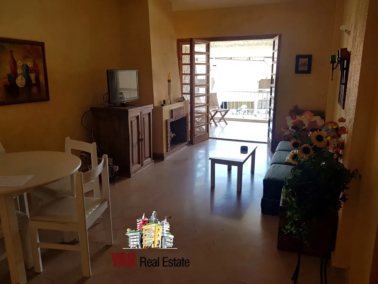 Chalet for Sale in Faytroun - 2 bed, 2 bath