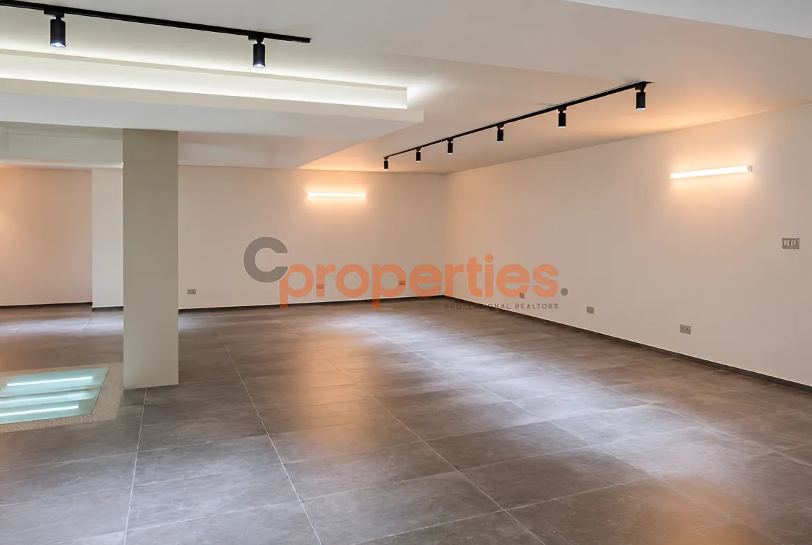 Showroom for Rent in Dekwaneh