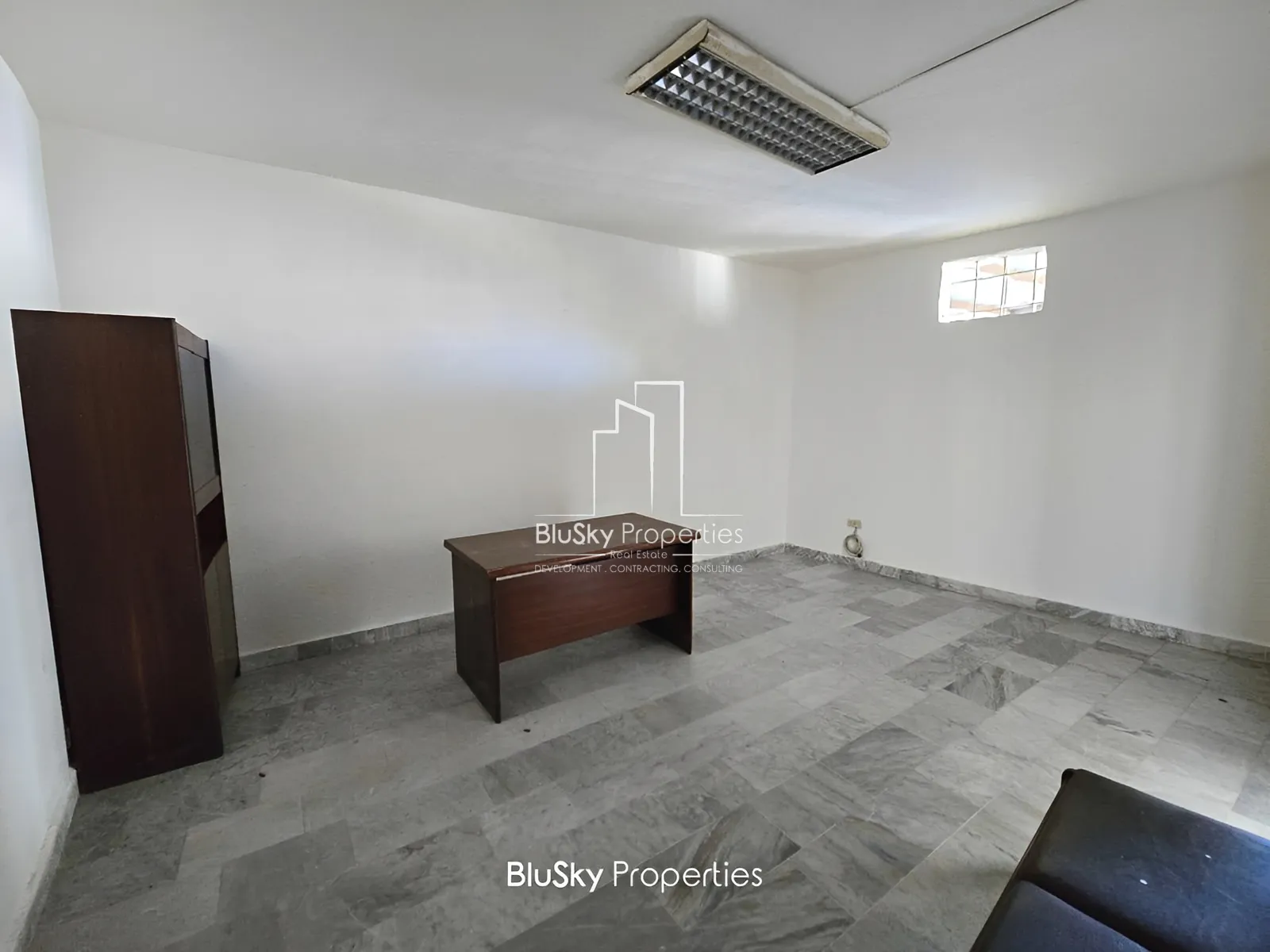 Warehouse for sale in Mar Roukoz