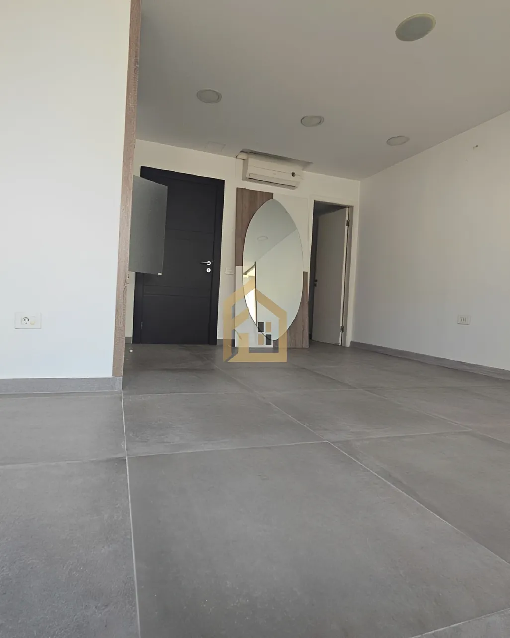 Clinic for sale in Zalqa, Lebanon