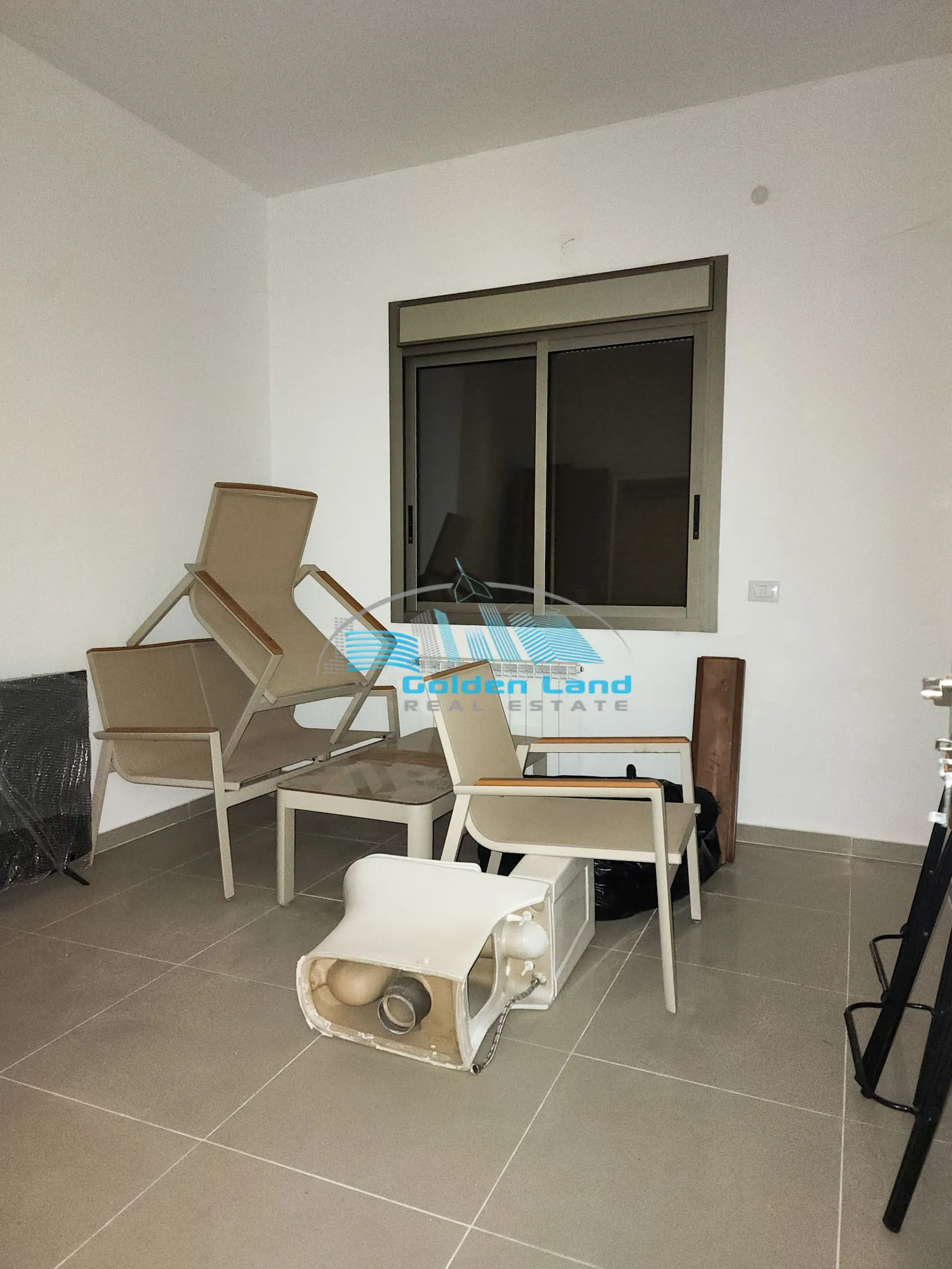 Apartment for Sale in Mar Chaaya - 2 bed, 2 bath
