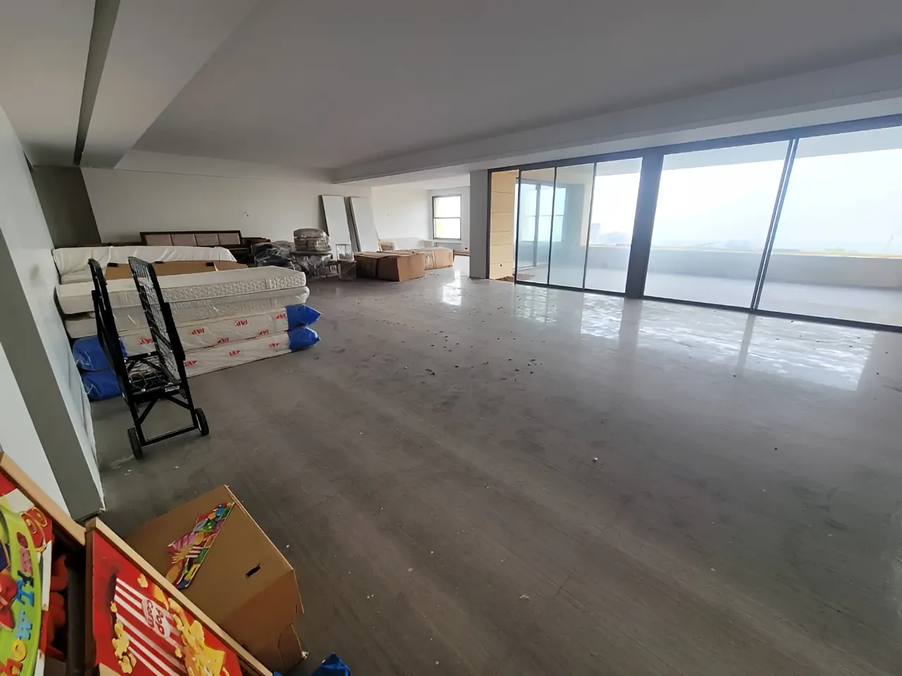 Apartment for Sale in Yarzeh