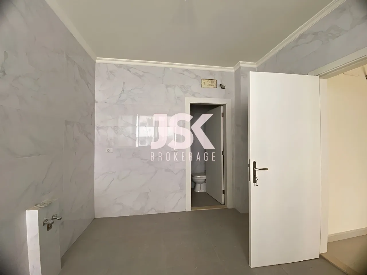 Apartment for sale in Achrafieh, Beirut, Lebanon
