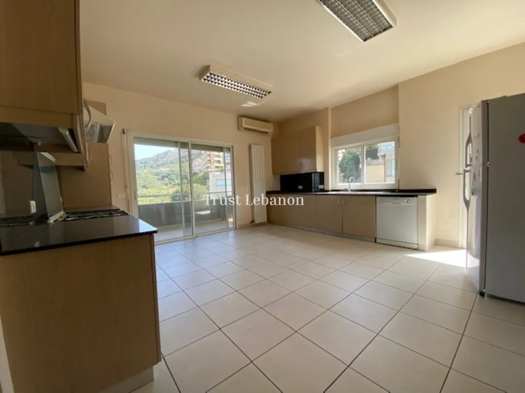 Apartment for rent in Monteverde Main Street، Lebanon