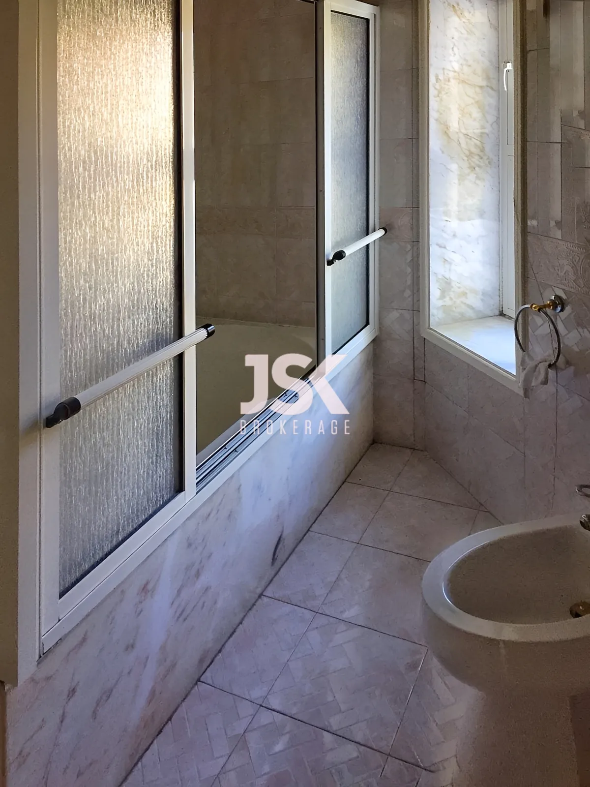Villa for Sale in Beqaatet Aachqout