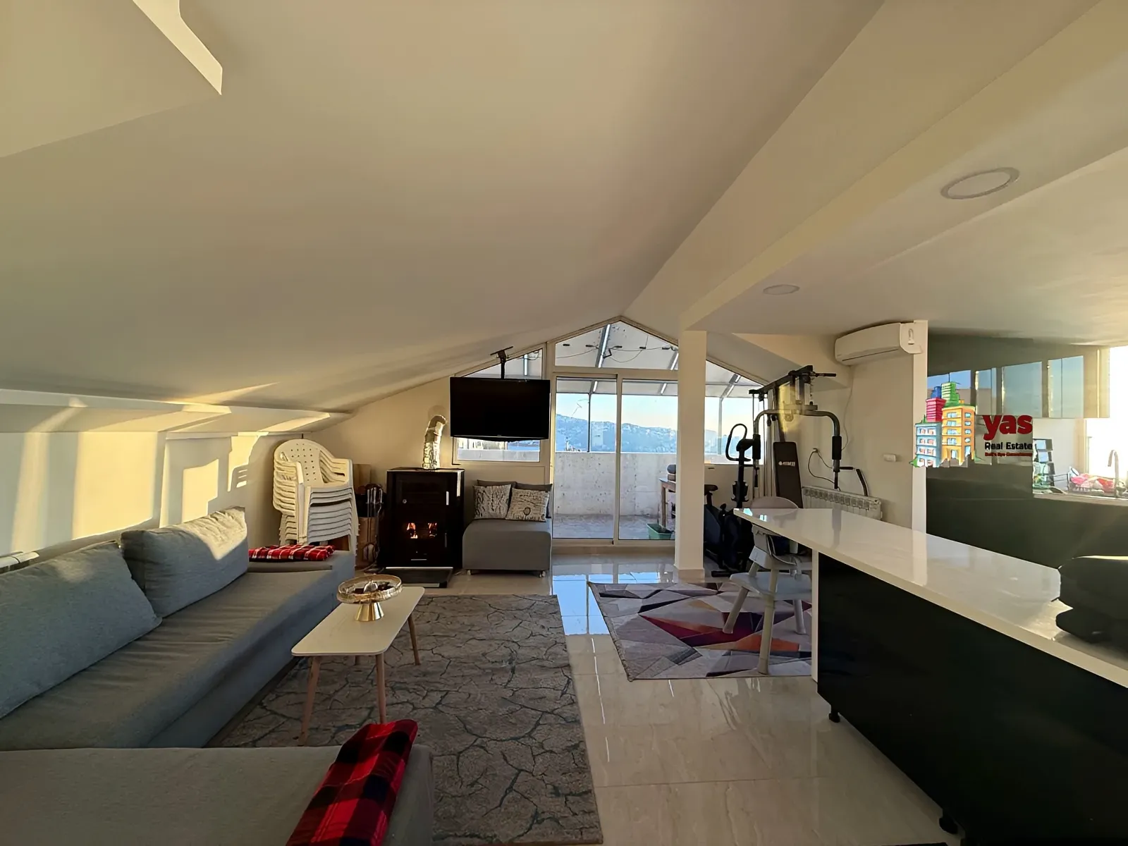 Apartment for Sale in Ballouneh