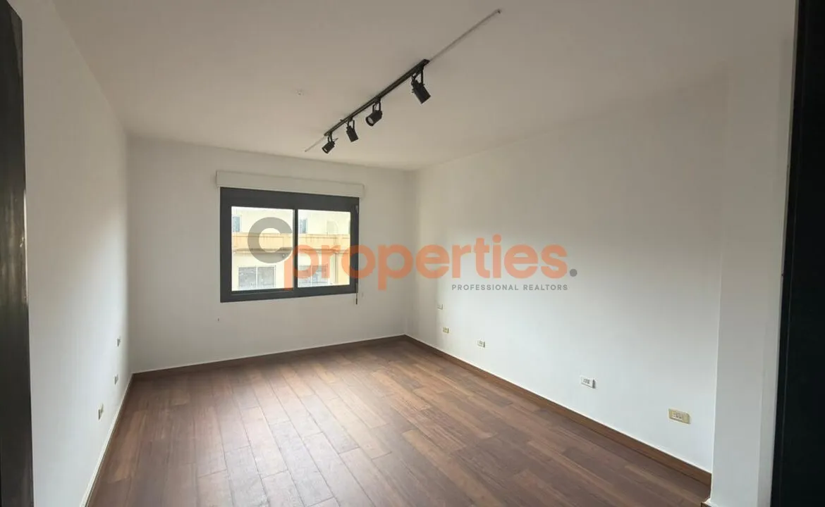 Office for Rent in Saifi Village