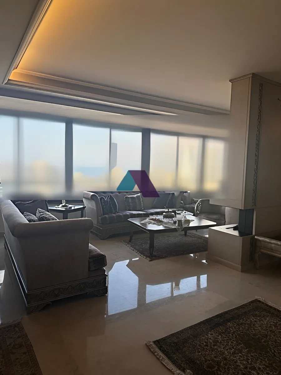 Apartment for Sale in Downtown - 4 bed, 4 bath