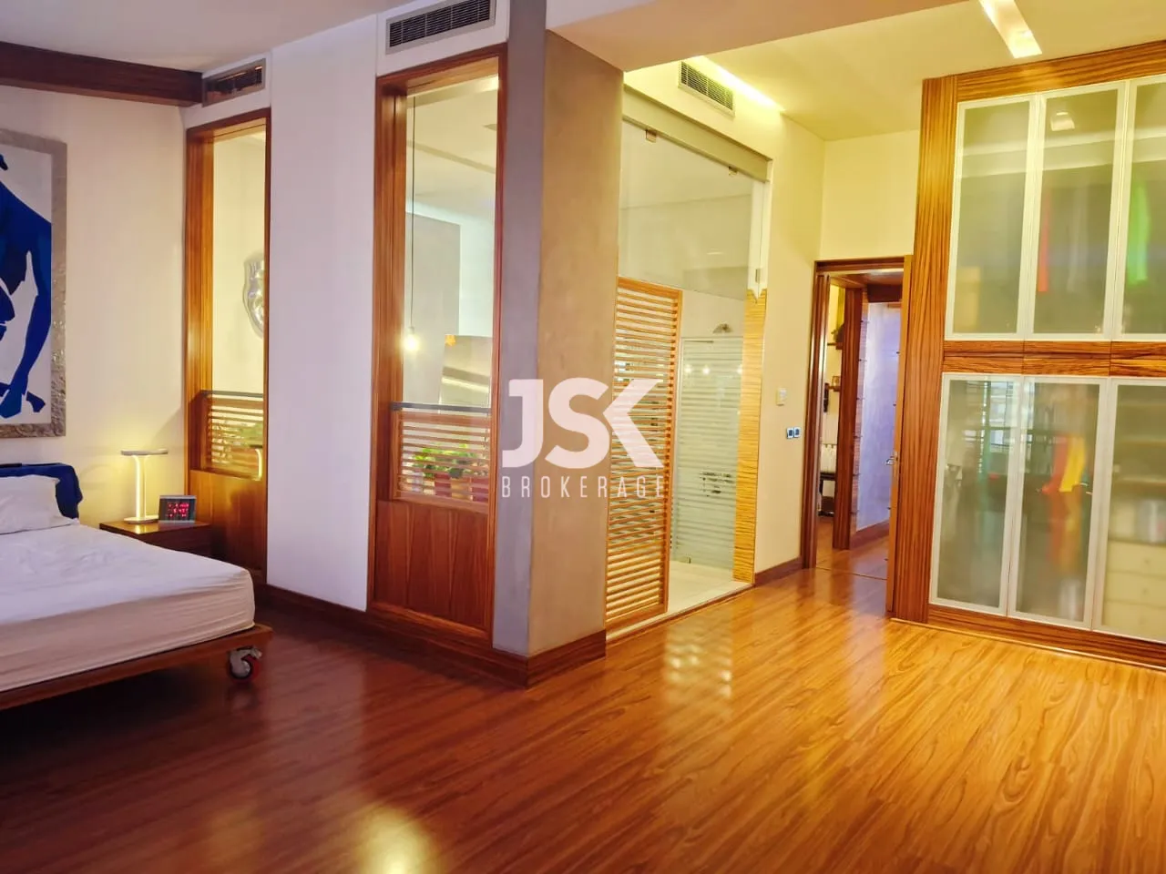 Duplex for Sale in Haret Sakher