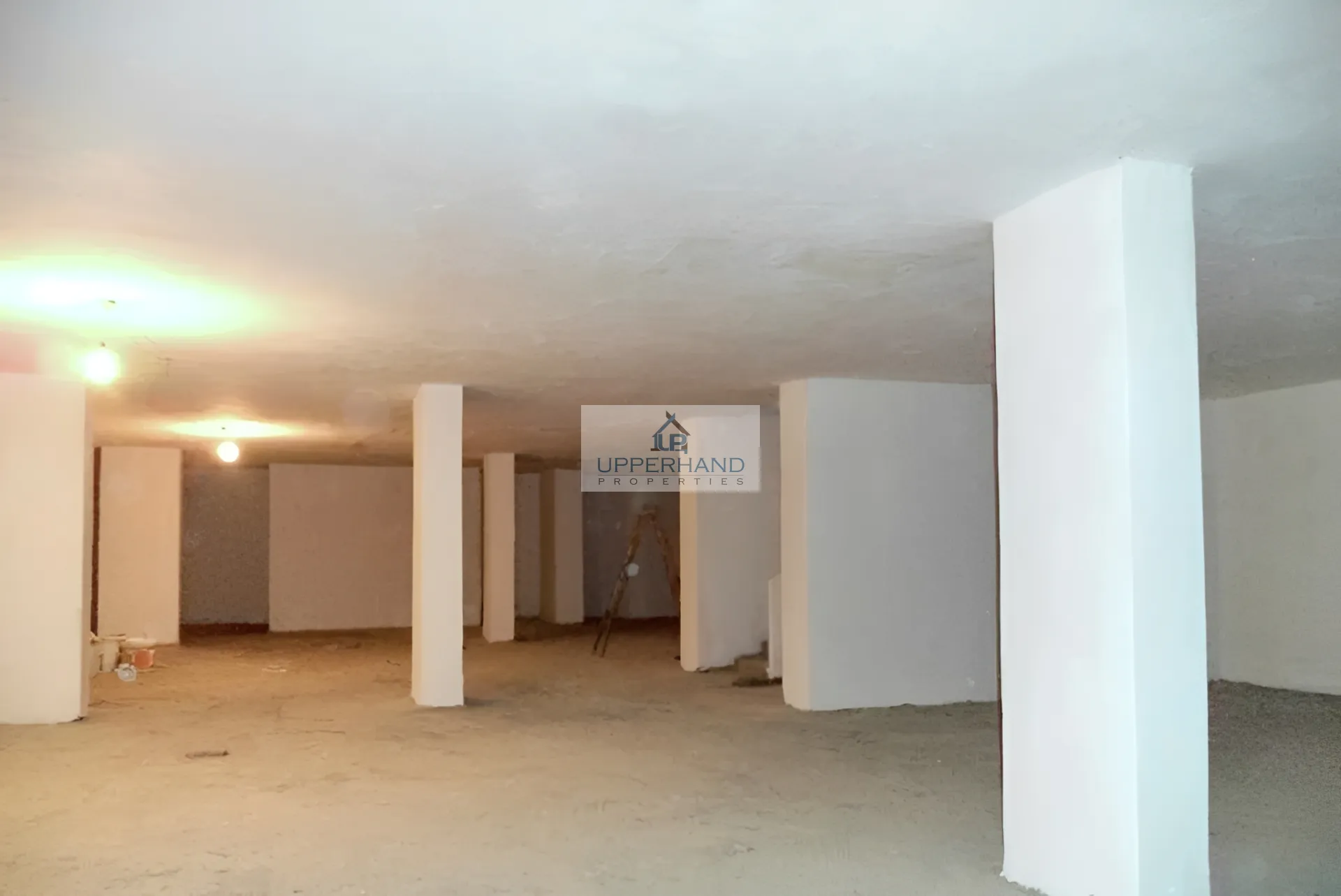 Warehouse for Sale in Sassine, Bayrut, Lebanon