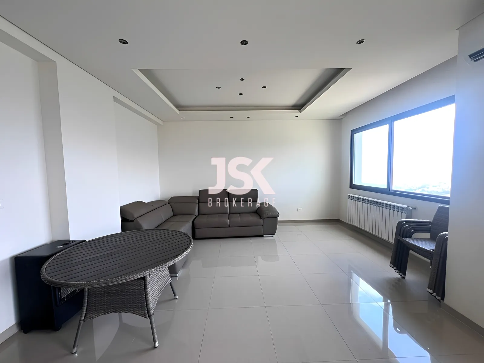 Apartment for Rent in Aaraiya - 3 bed, 4 bath