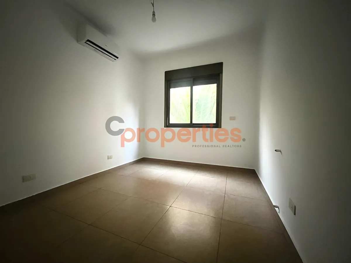 Apartment for Sale in Geitawi - 3 bed, 2 bath