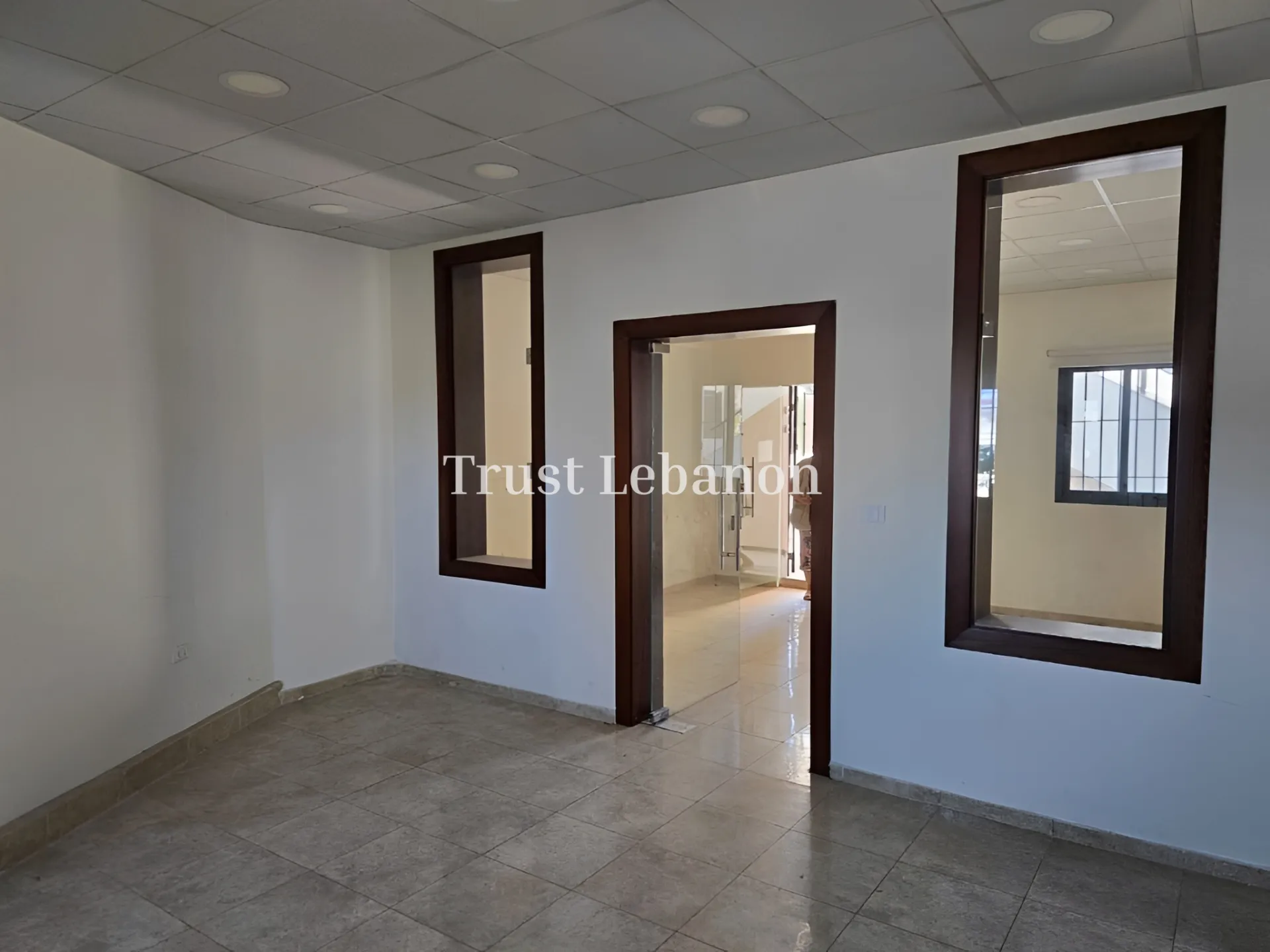 Office for rent in Baabda