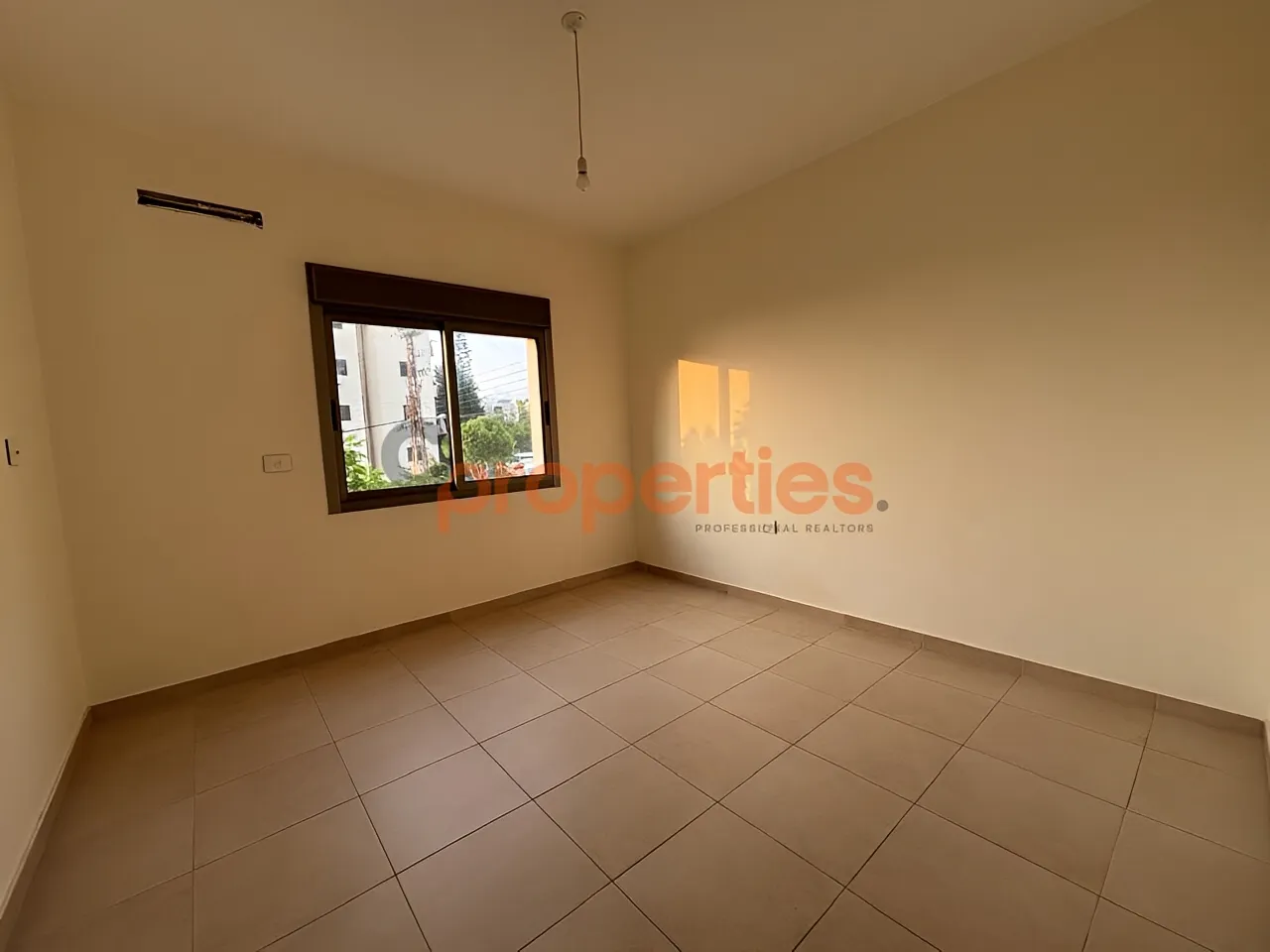 Apartment for Sale in Aamchit