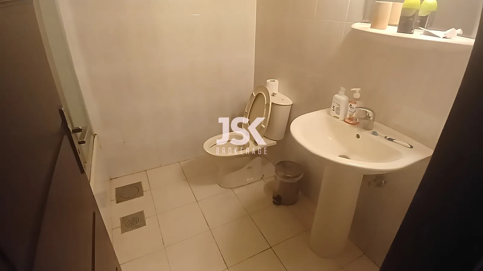 Apartment for Sale in Tilal Ain Saadeh