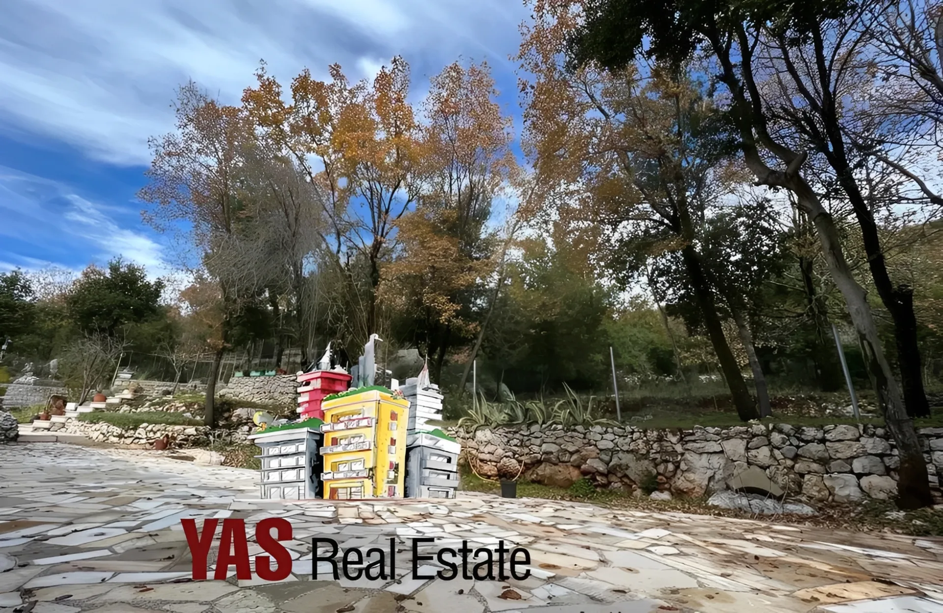 Villa for Sale in Ajaltoun - 5 bed, 5 bath