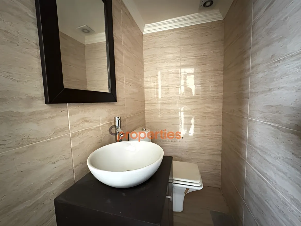 Chalet for Sale in Faitroun