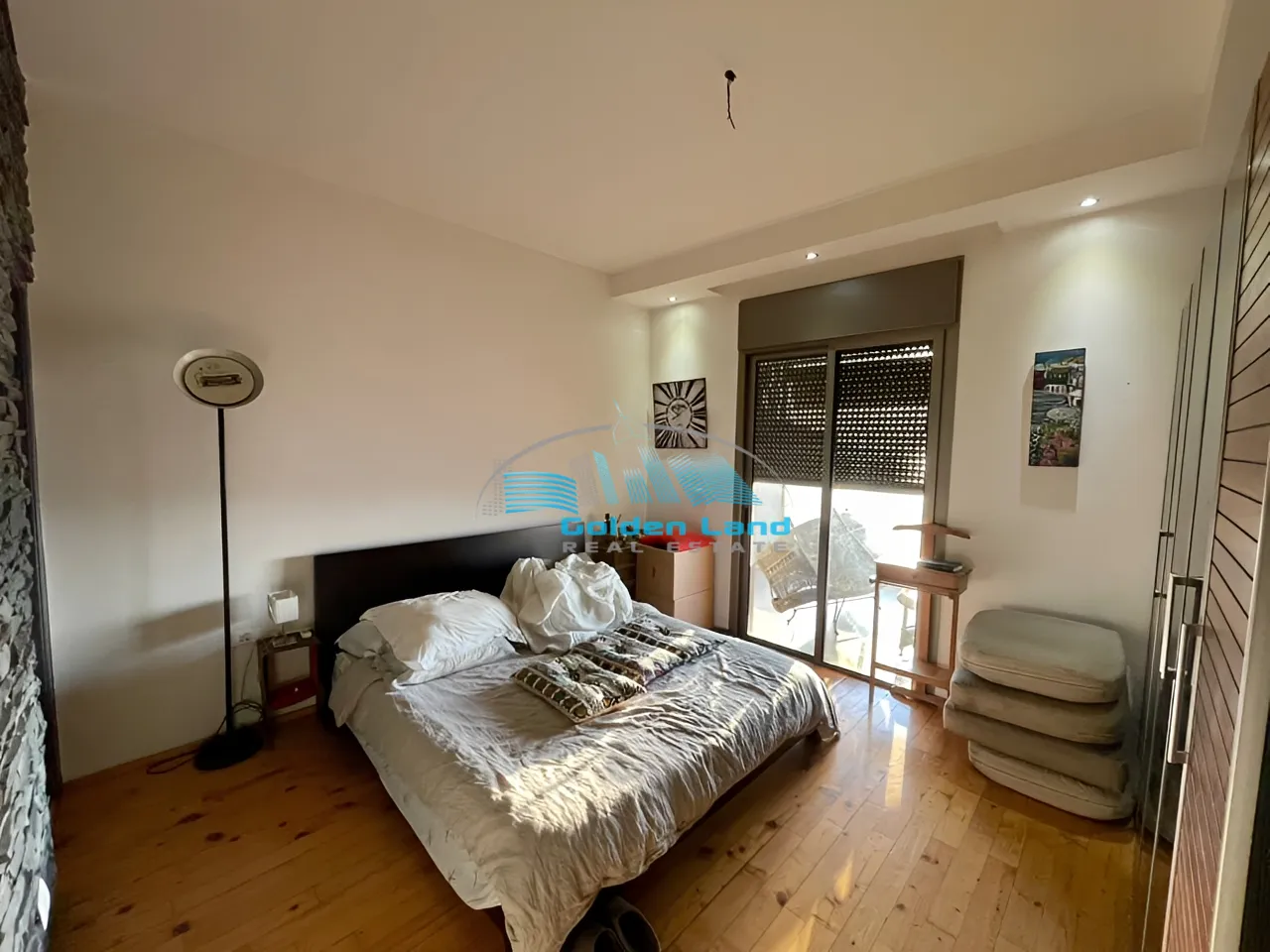 Apartment for Sale in Haret Sakher