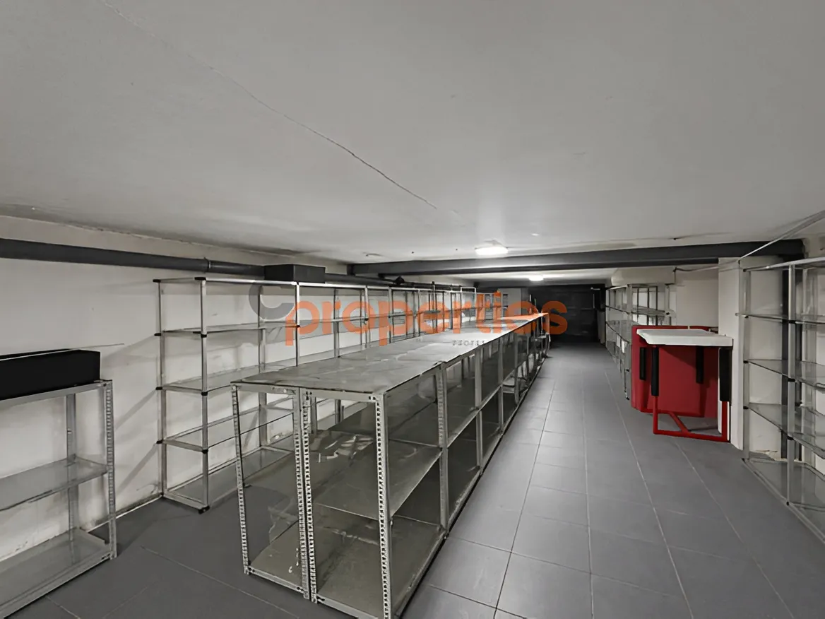 Showroom for Rent in Baabda