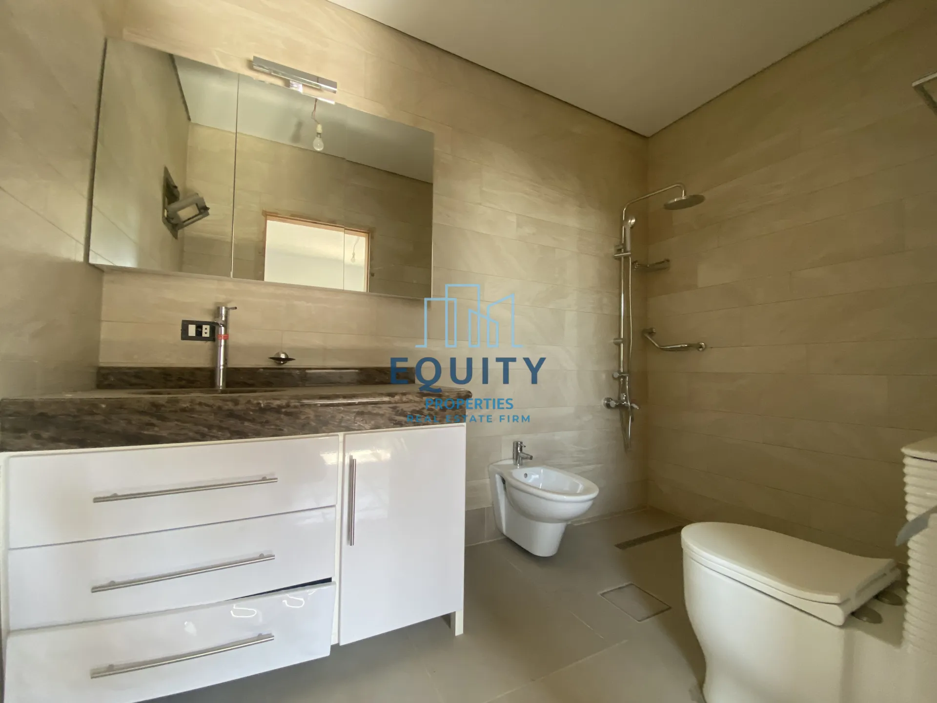 Apartment for sale in Zaghrine - 3 bed, 6 bath