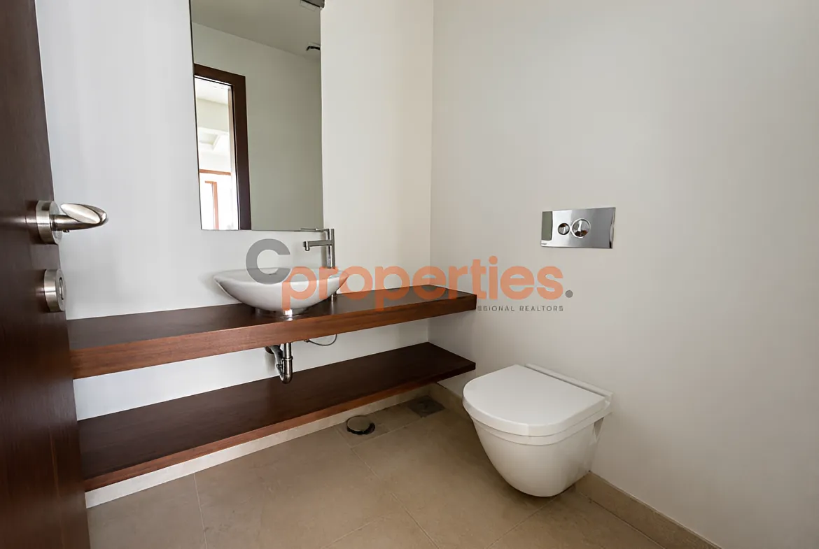 Apartment for Sale in Saifi Village