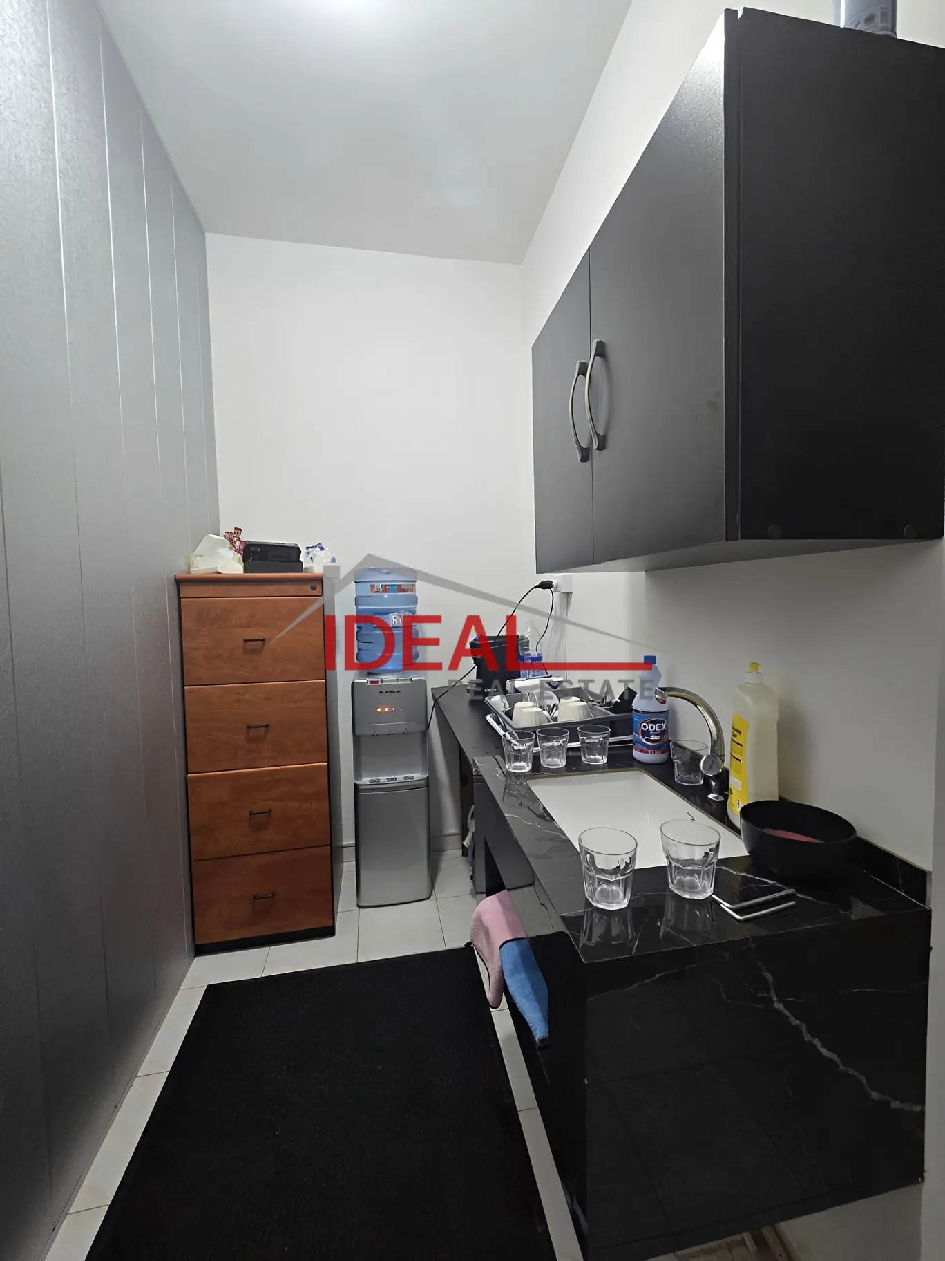 Office for rent in Jisr El Bacha, Lebanon