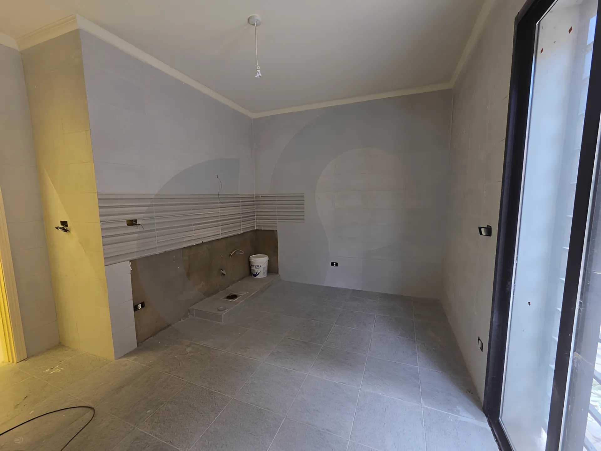 Apartment for Sale in Ain El Rihaneh